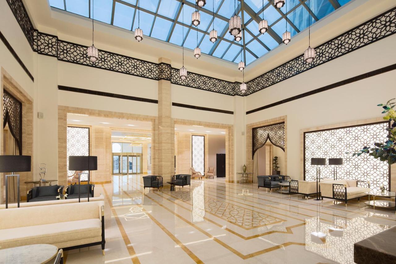 ホテル オクシデンタル アル ジャダフ ドバイ エクステリア 写真 Interior of the hotel