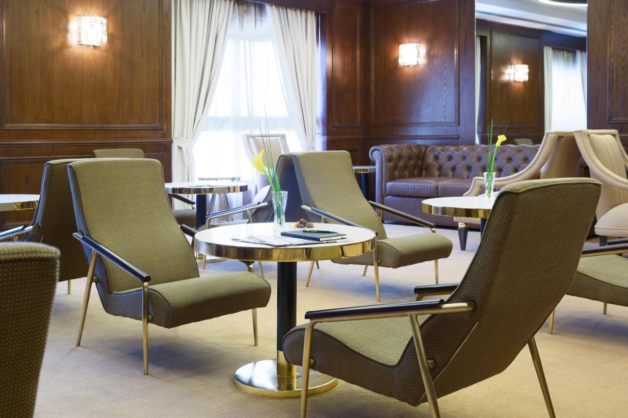 ホテル オクシデンタル アル ジャダフ ドバイ エクステリア 写真 The interior of the hotel